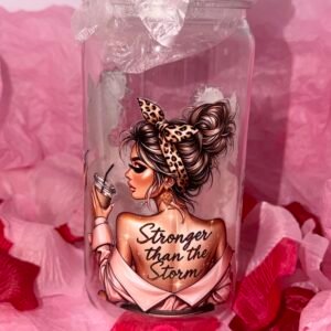 gobelet plastique avec couvercle et paille fille 1