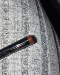 lipliner feutre contour de lévre ultra fin et précis n°10 noisette