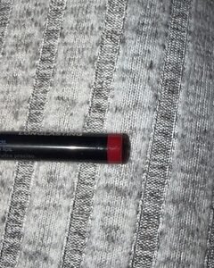 lipliner feutre contour de lévre ultra précis vin rouge n°08