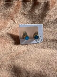 Boucle d'oreille œil  acier inoxydable doré